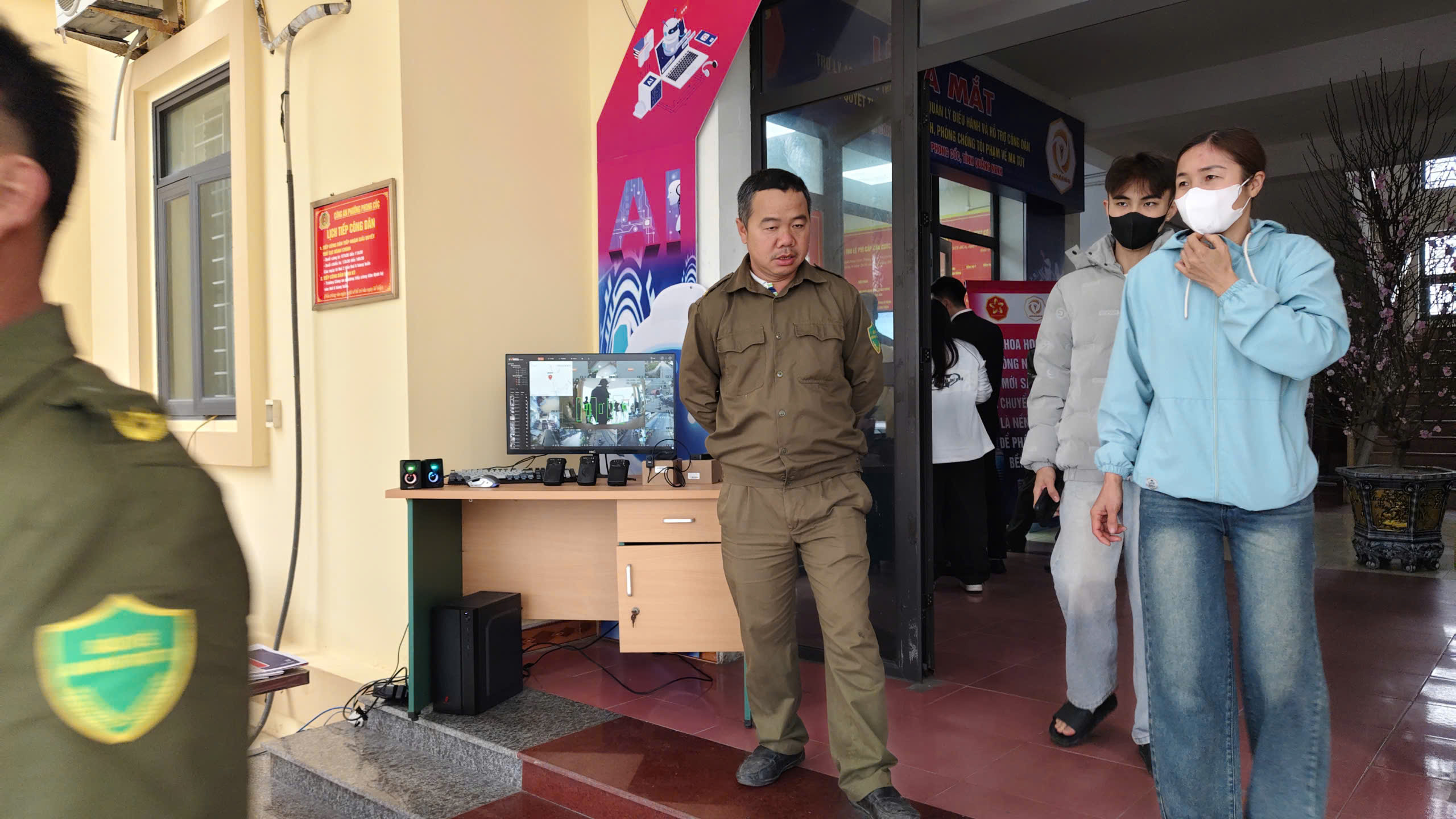 Triển khai bodycam tại cơ quan nhà nước